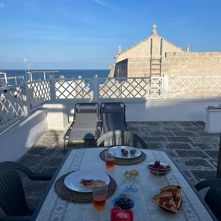 Dream House アパート モノーポリ