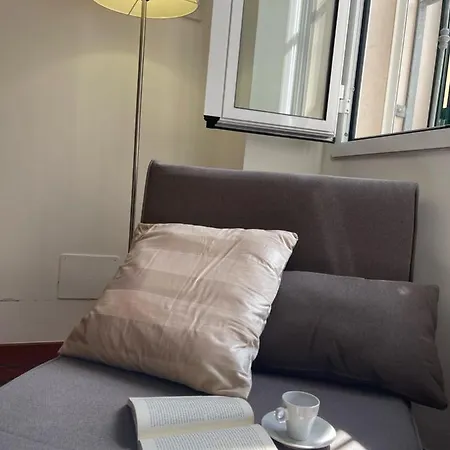 Apartment Dream House Monopoli