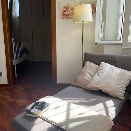 Dream House Apartment
